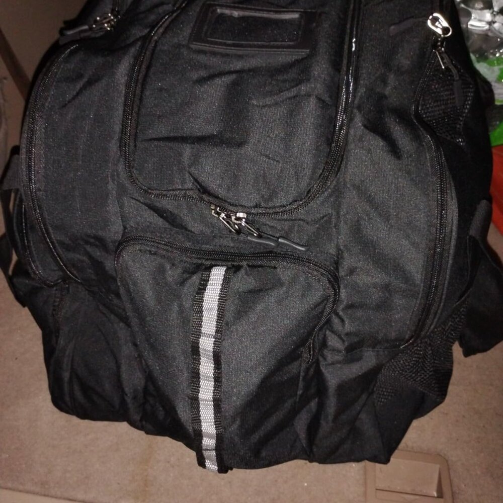 Ice Skating Backpack - Picture 2 of 10